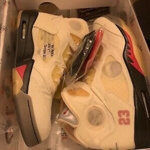 Retro Jordan 5 off white